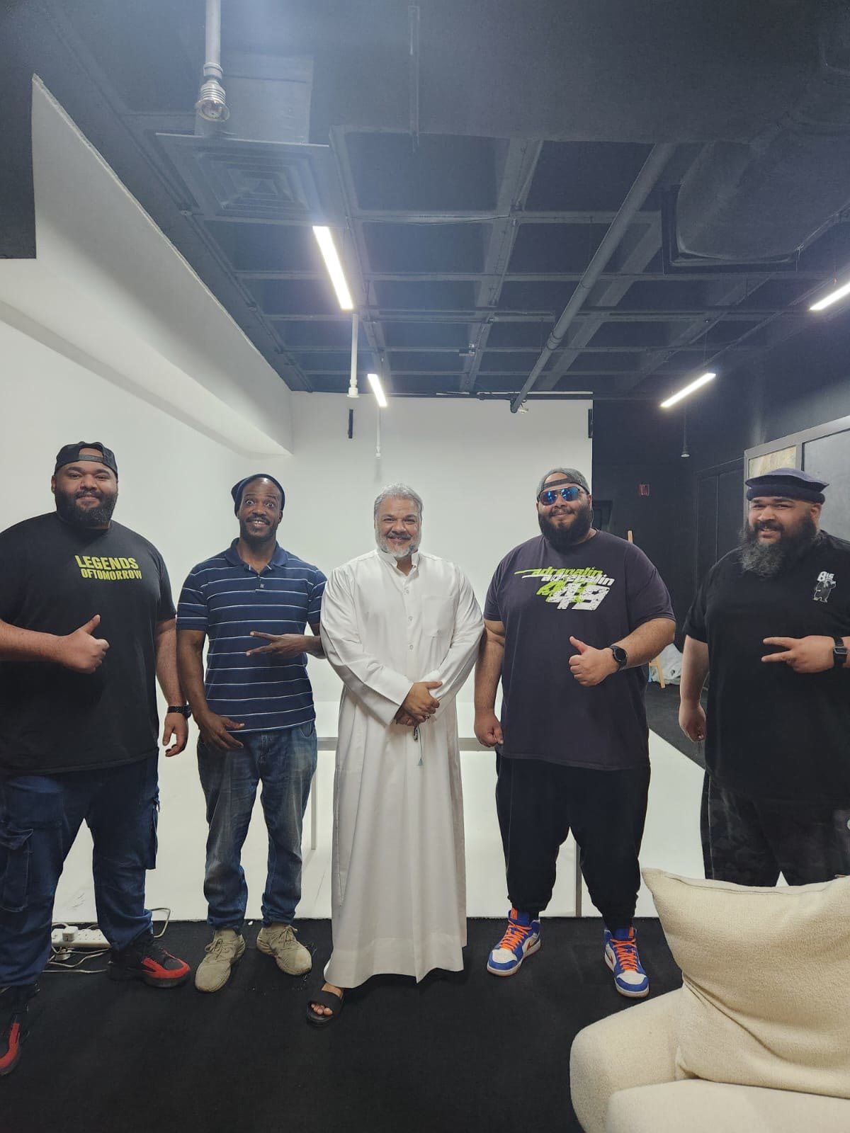 النشر على قنوات التواصل الاجتماعي